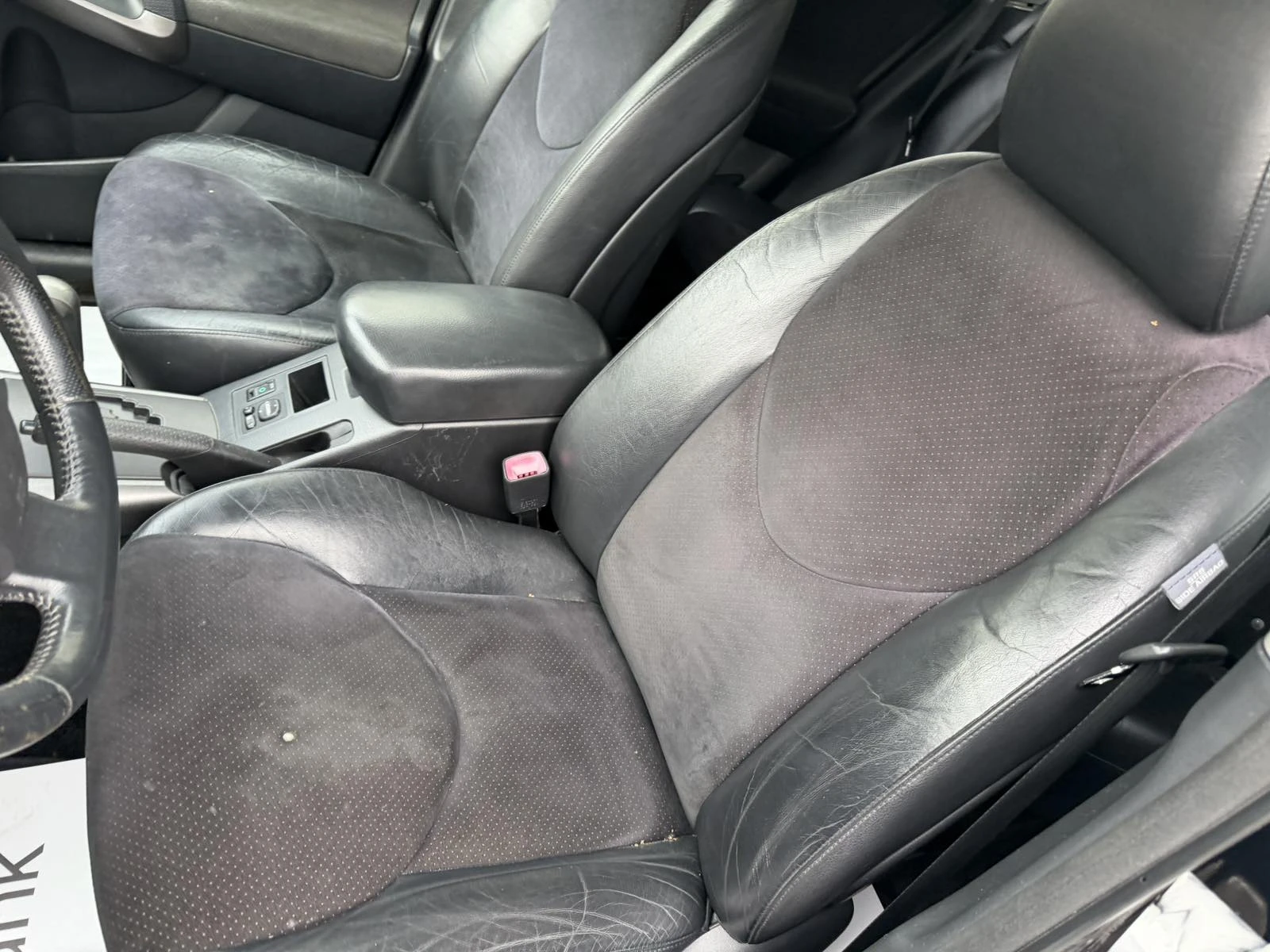 Toyota Rav4 2. 2 D-4D (150 к. с. ), 4x4  НА ЧАСТИ, снимка 8 - Автомобили и джипове - 52982285