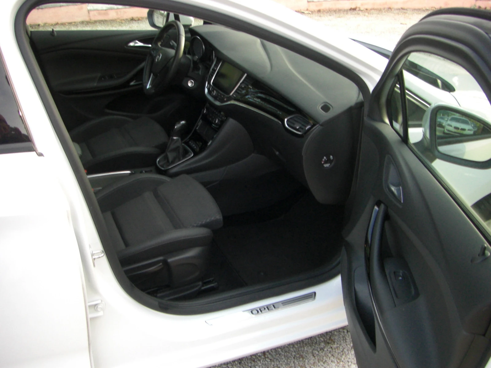 Opel Astra 1.6cdti COSMO NAVI EURO 6+  | Mobile.bg — изображение 15
