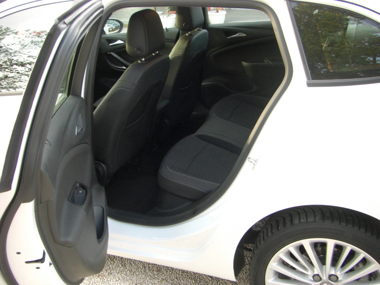 Opel Astra 1.6cdti COSMO NAVI EURO 6+  | Mobile.bg — изображение 13