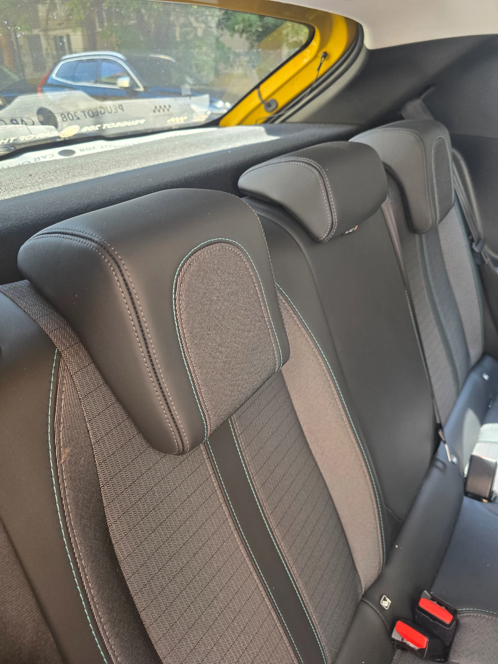 Peugeot 208 1.5 Hdi - изображение 8