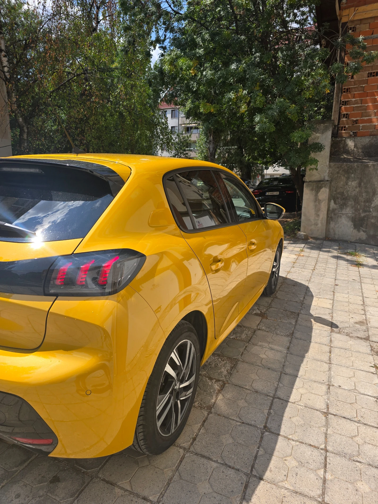 Peugeot 208 1.5 Hdi - изображение 6