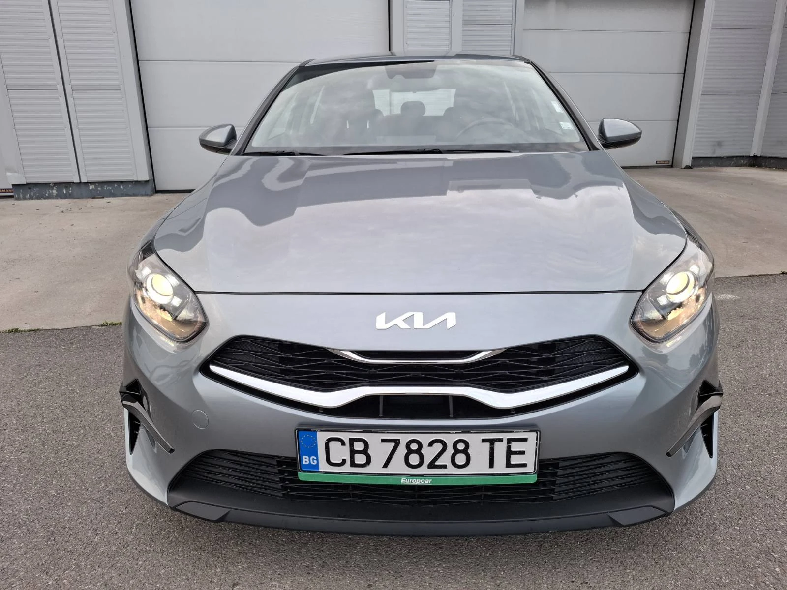 Kia Ceed 1.0 Турбо Гаранция - изображение 2