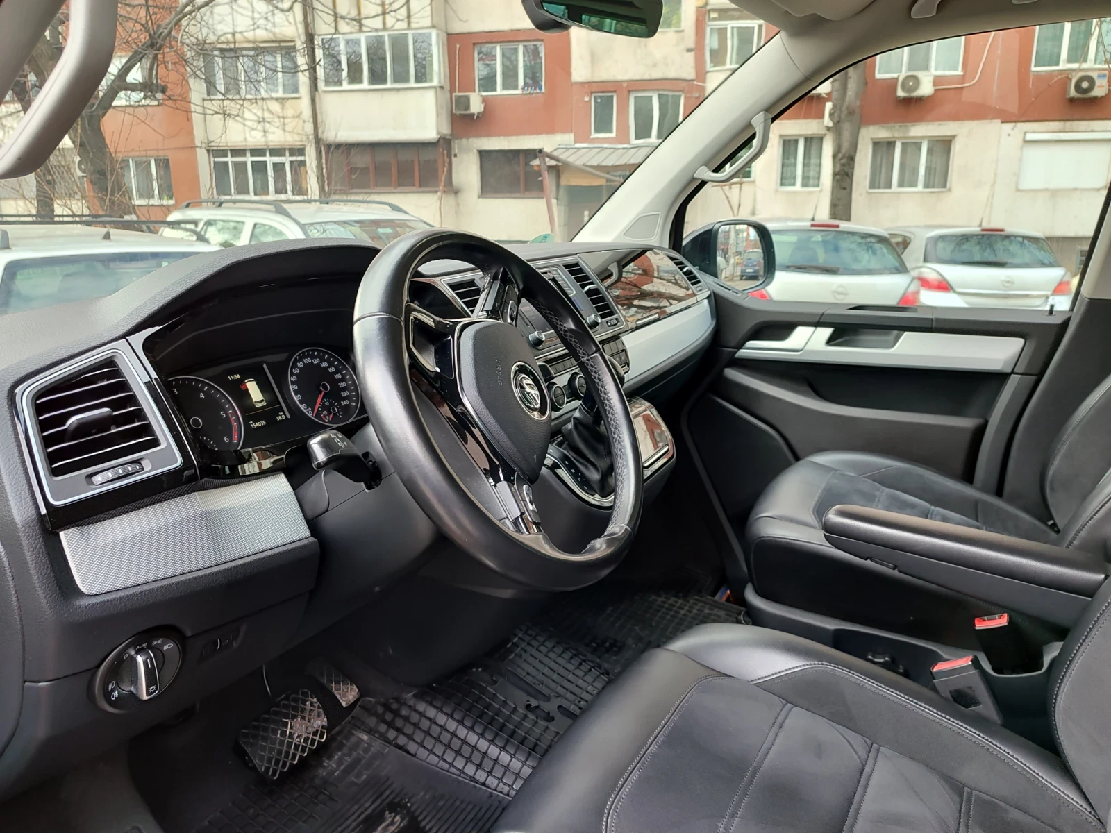 VW Multivan  - изображение 6