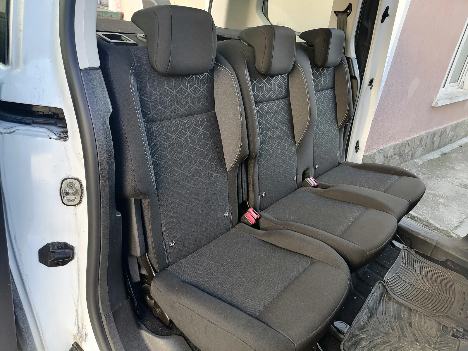 Peugeot Rifter  - изображение 10