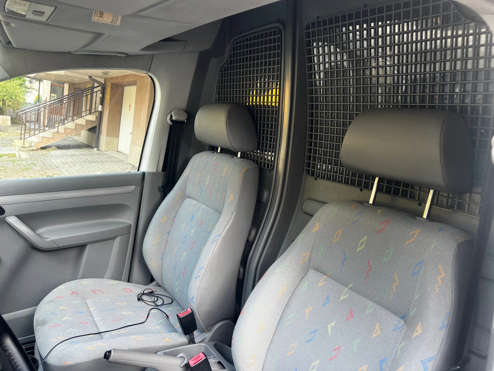 VW Caddy 1.9TDI 105 к.с | Mobile.bg — изображение 4