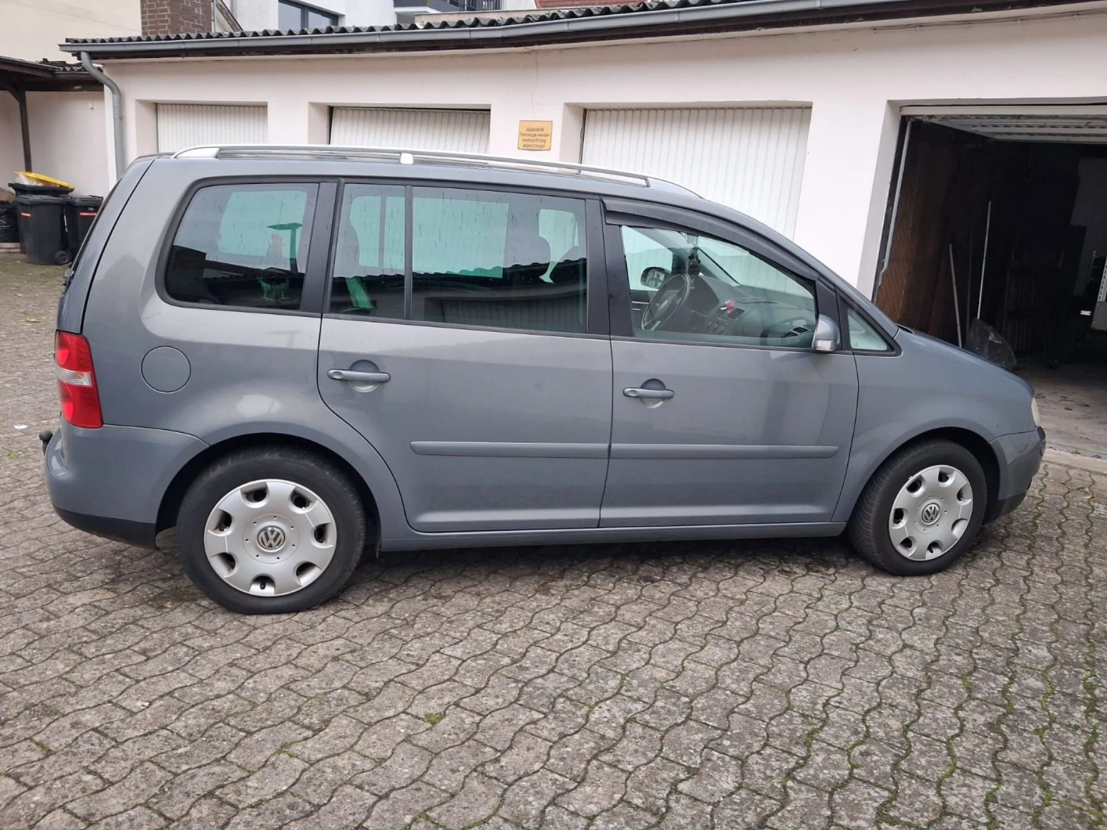 VW Touran 2.0 | Mobile.bg   4