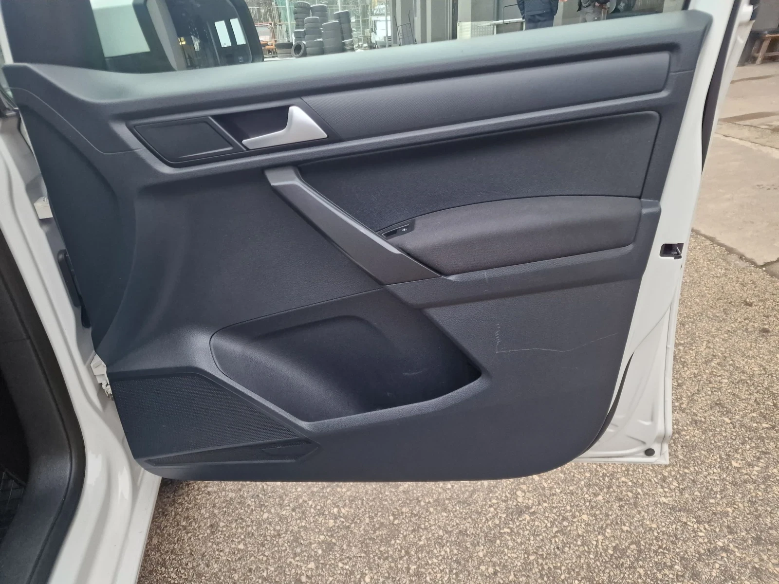 VW Caddy ����� 2.0 � ������ 147890�� | Mobile.bg � ����������� 15