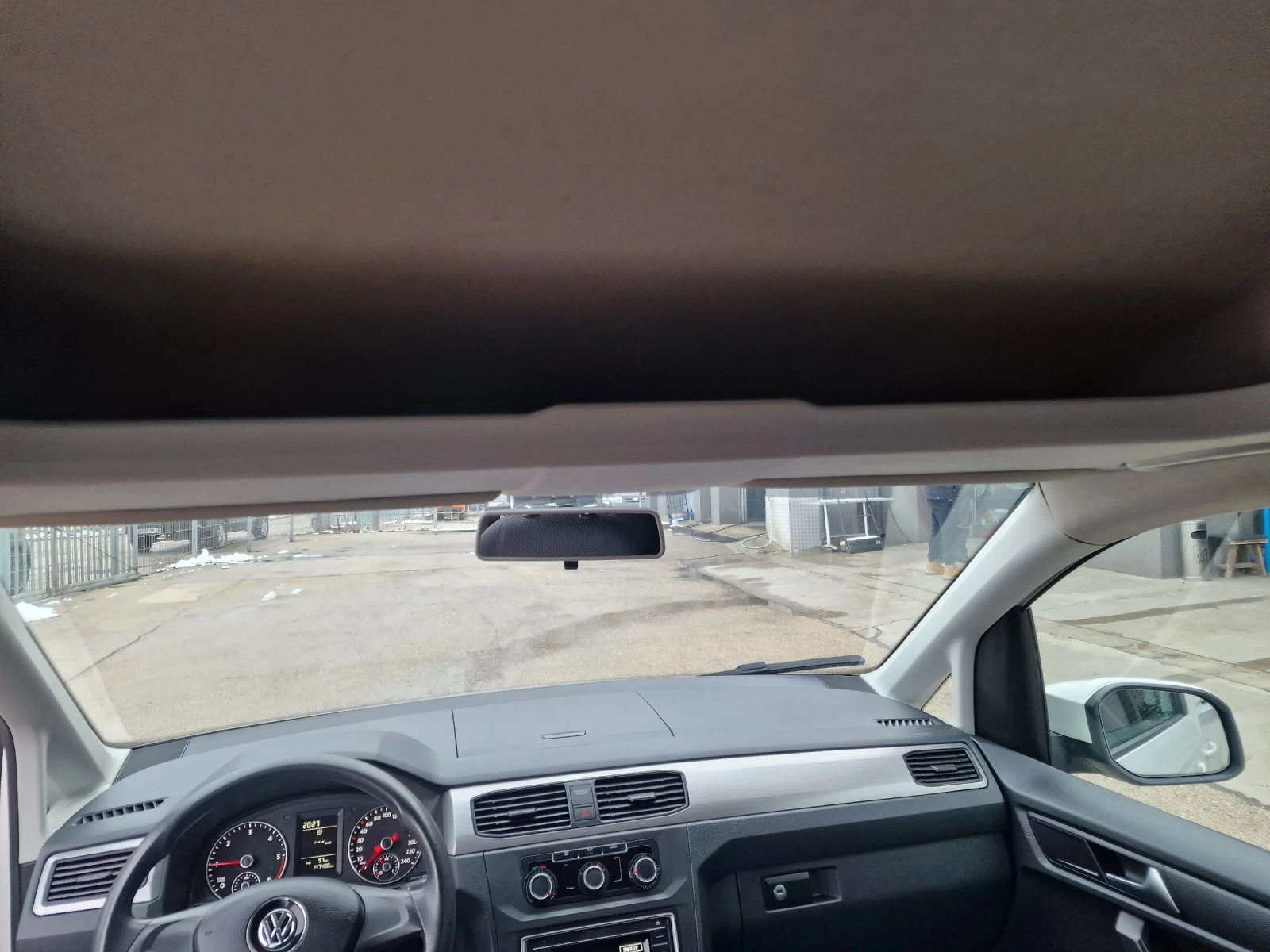 VW Caddy ����� 2.0 � ������ 147890�� | Mobile.bg � ����������� 17