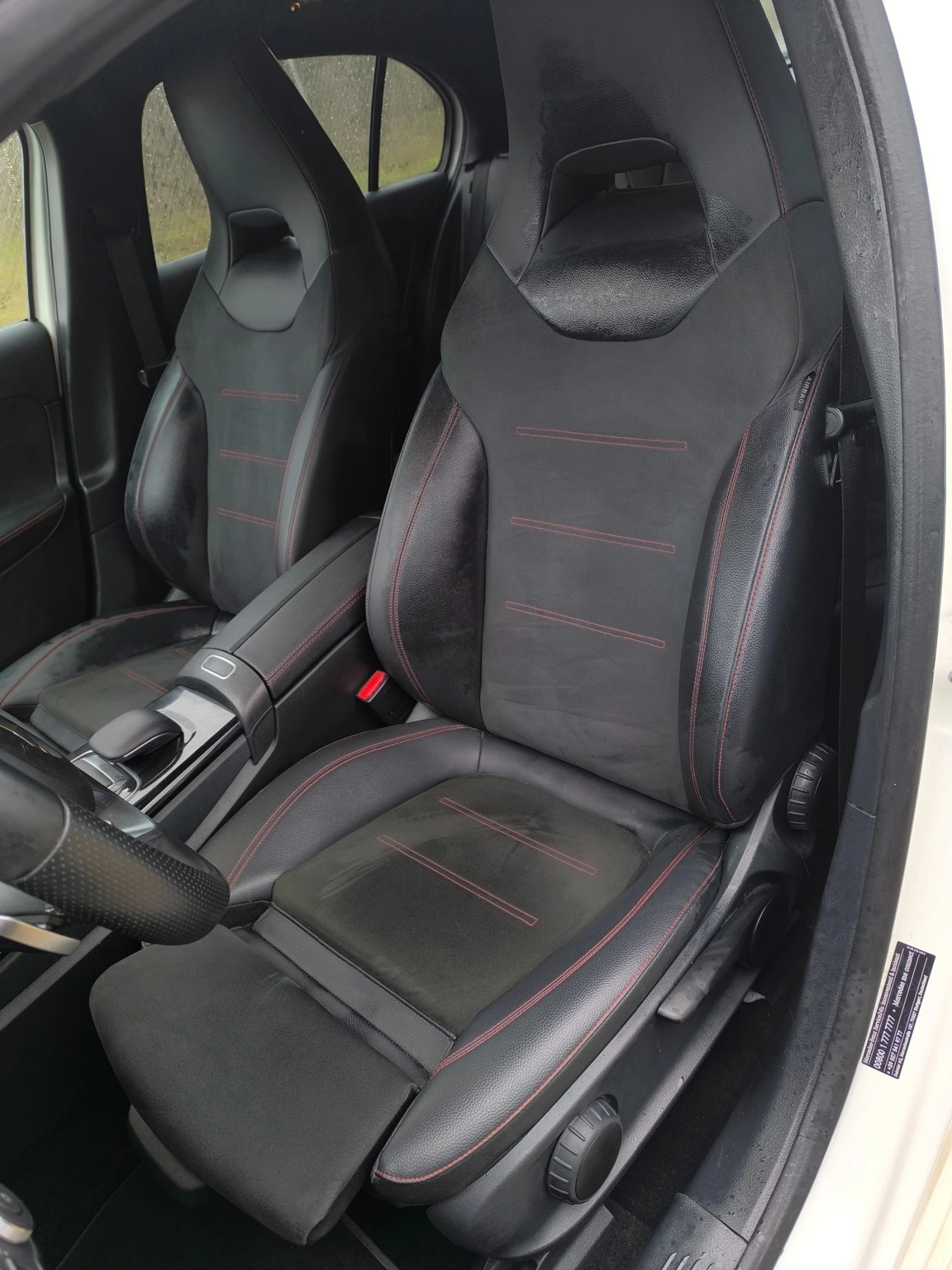 Mercedes-Benz A 180 Amg pack , снимка 14 - Автомобили и джипове - 53470320