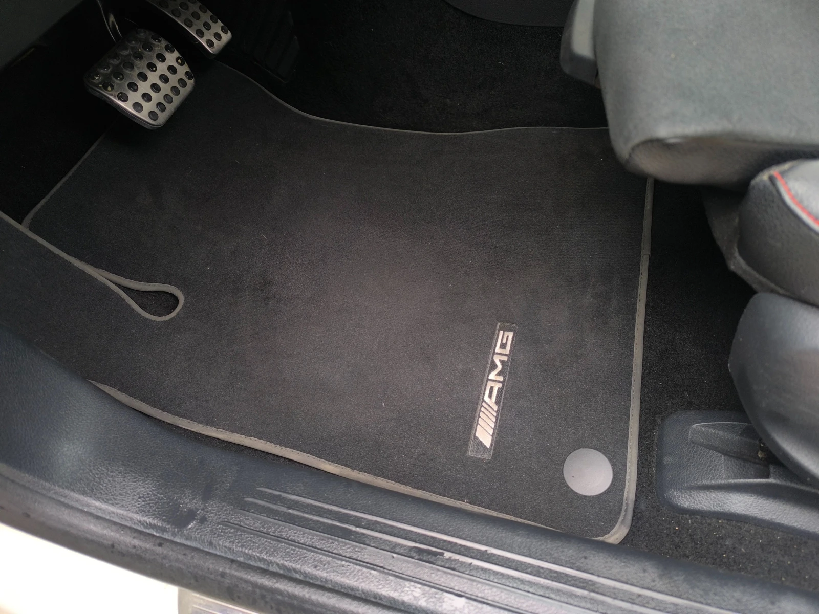 Mercedes-Benz A 180 Amg pack , снимка 17 - Автомобили и джипове - 53470320