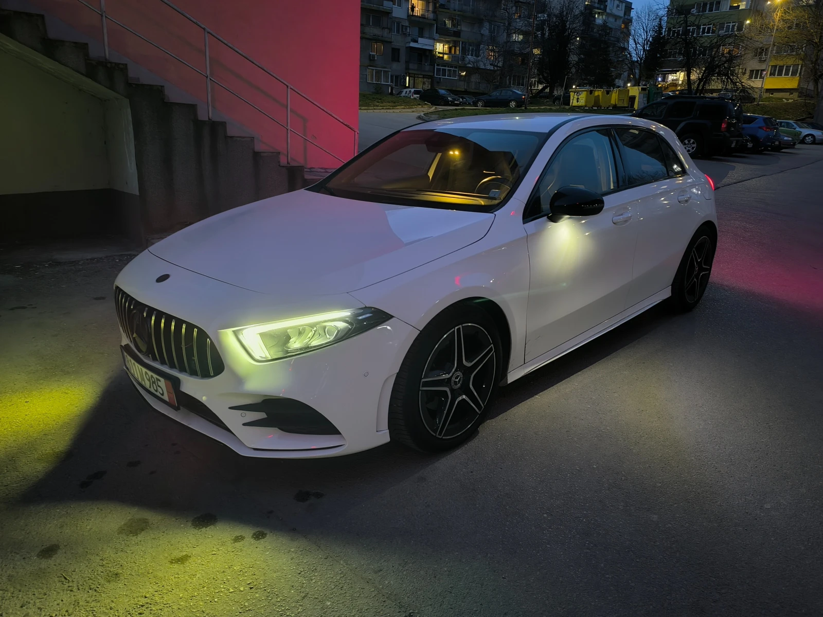 Mercedes-Benz A 180 Amg pack , снимка 8 - Автомобили и джипове - 53470320