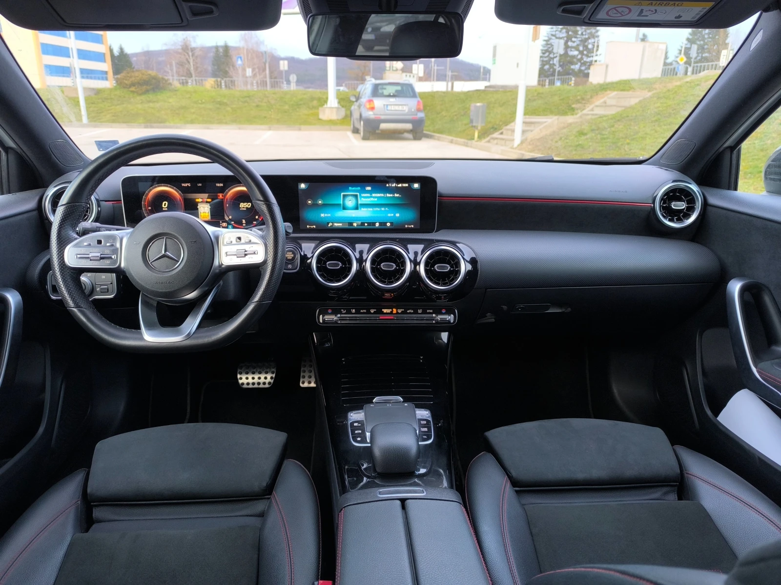 Mercedes-Benz A 180 Amg pack , снимка 5 - Автомобили и джипове - 53470320