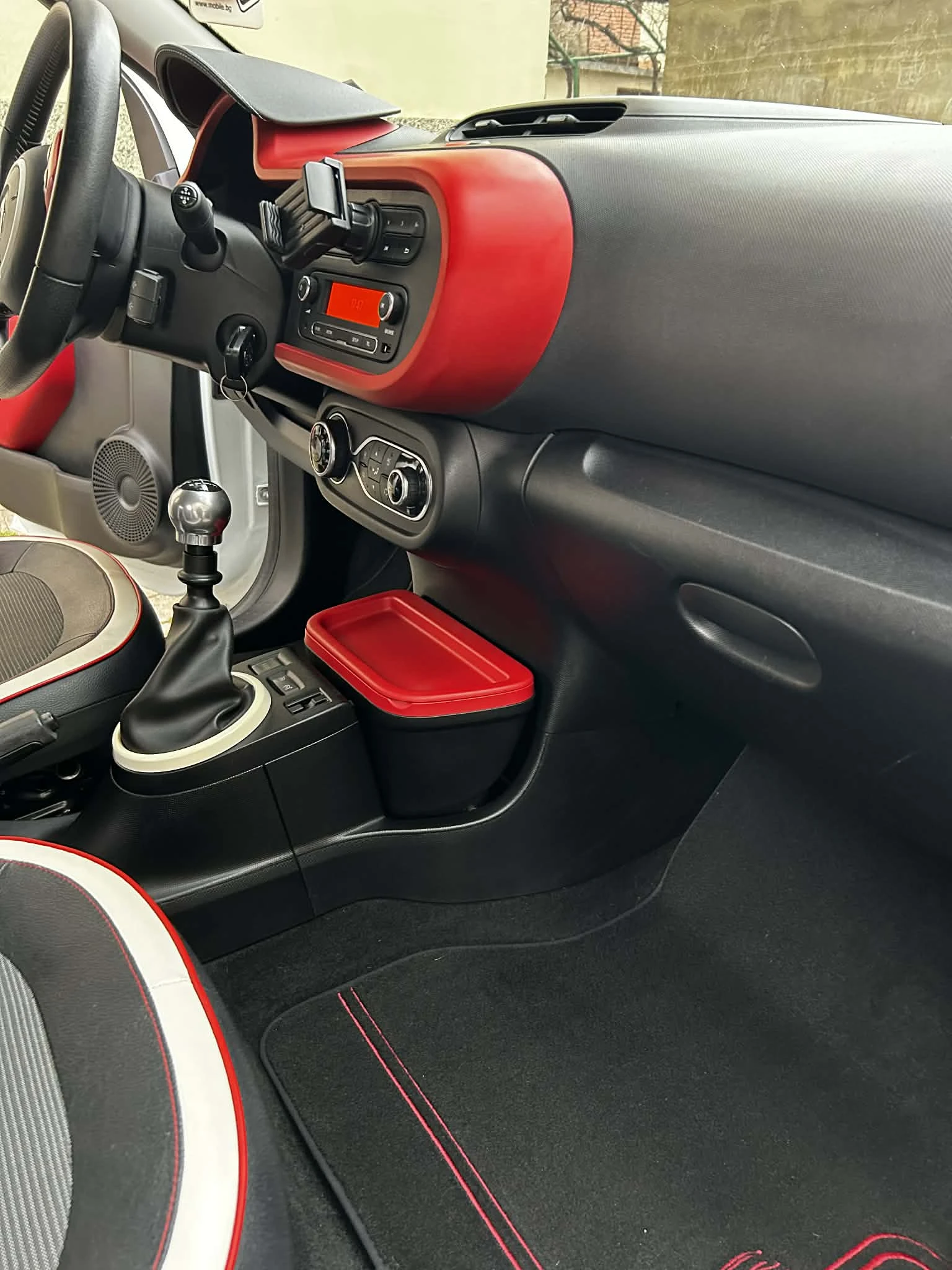 Renault Twingo, снимка 13 - Автомобили и джипове - 53940258