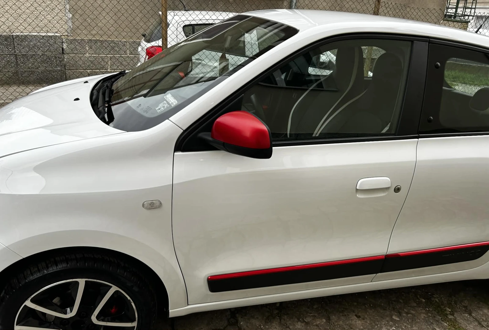 Renault Twingo, снимка 17 - Автомобили и джипове - 53940258