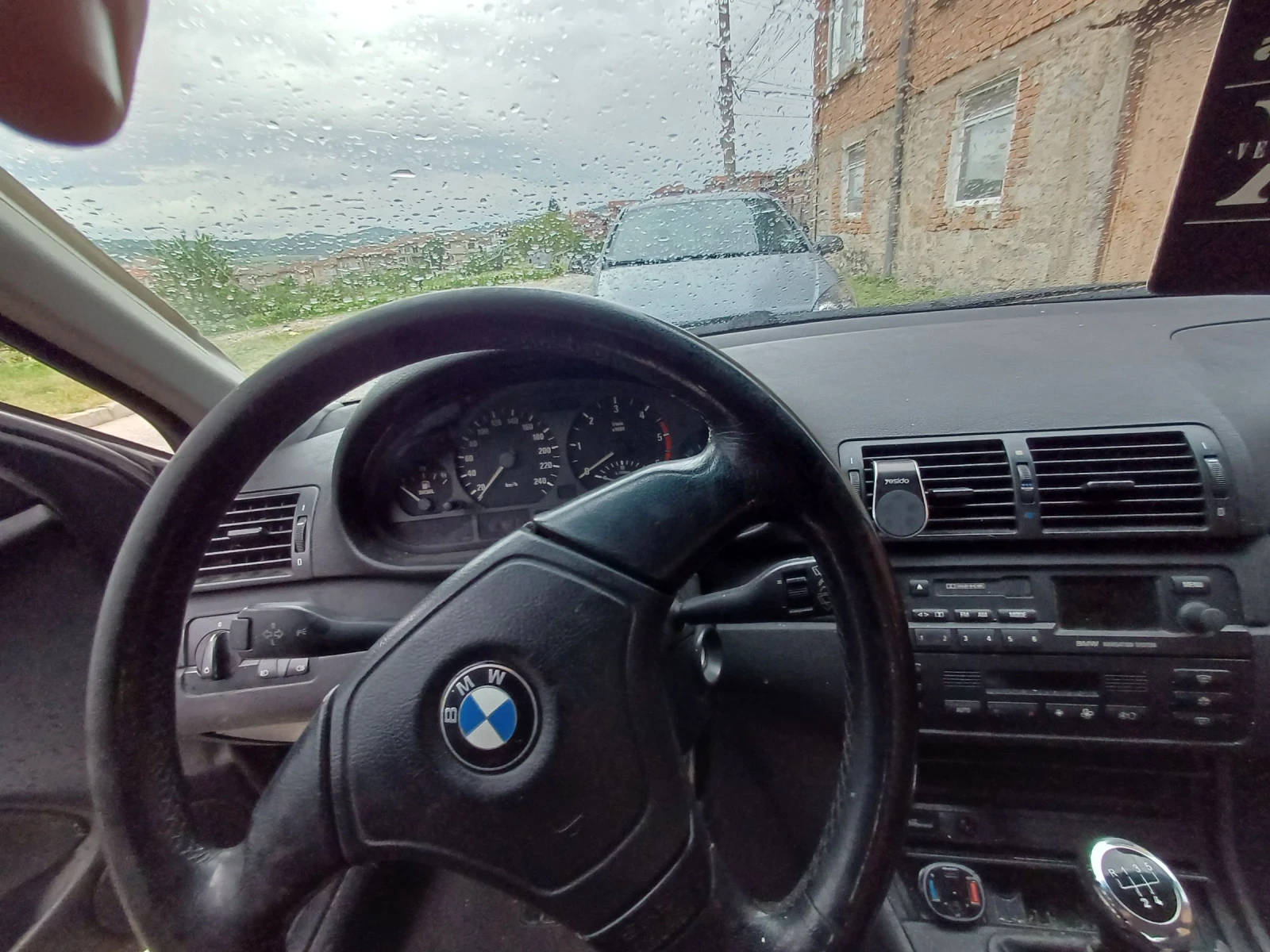 BMW 320, снимка 2 - Автомобили и джипове - 54594725