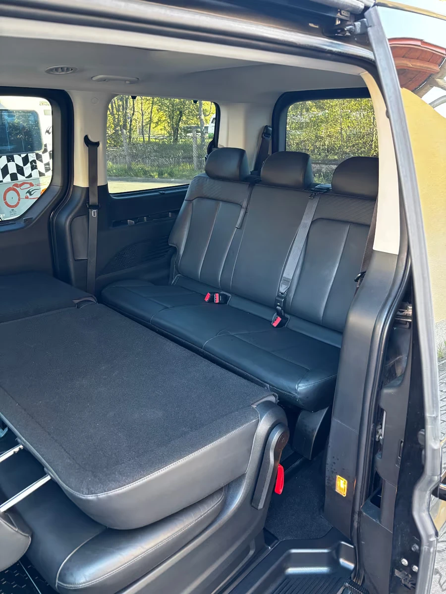 Hyundai Staria STARIA/2.2 PRIME/177HP/4X4/8МЕСТЕН/360/NAVI/245h, снимка 11 - Автомобили и джипове - 54753248