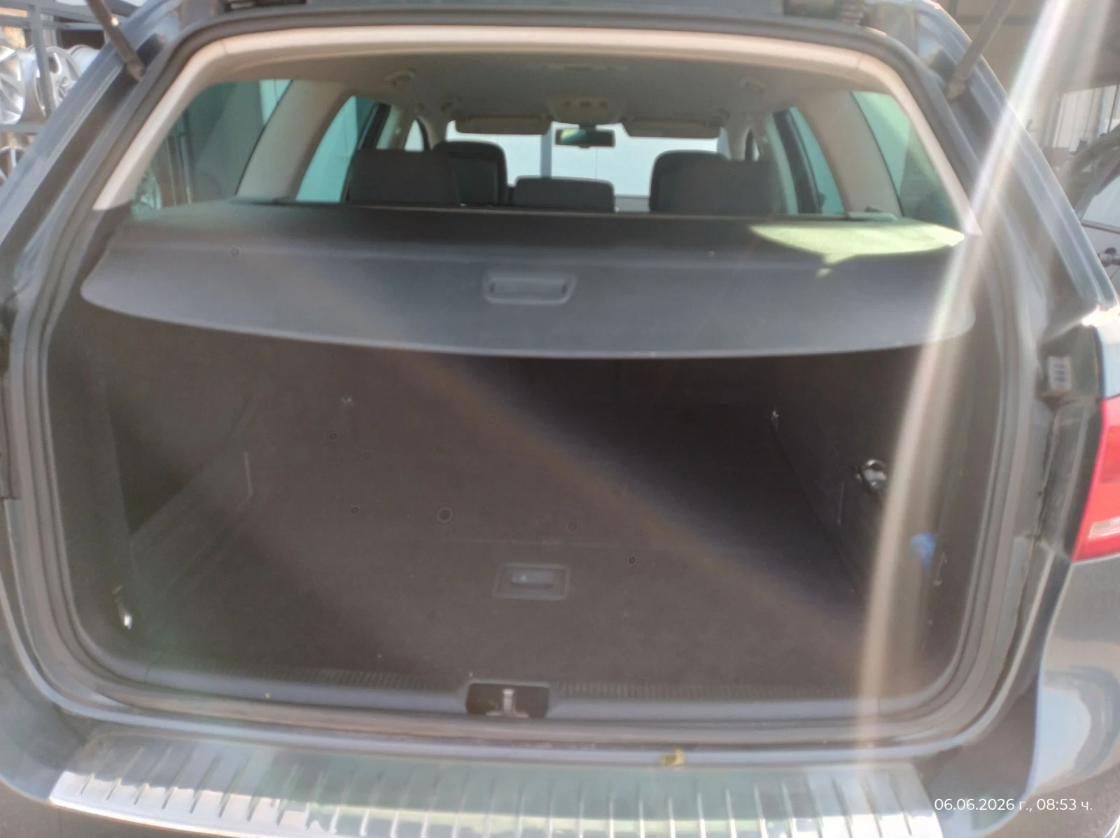 VW Passat 2.0TDi-140 ks, снимка 13 - Автомобили и джипове - 54799117