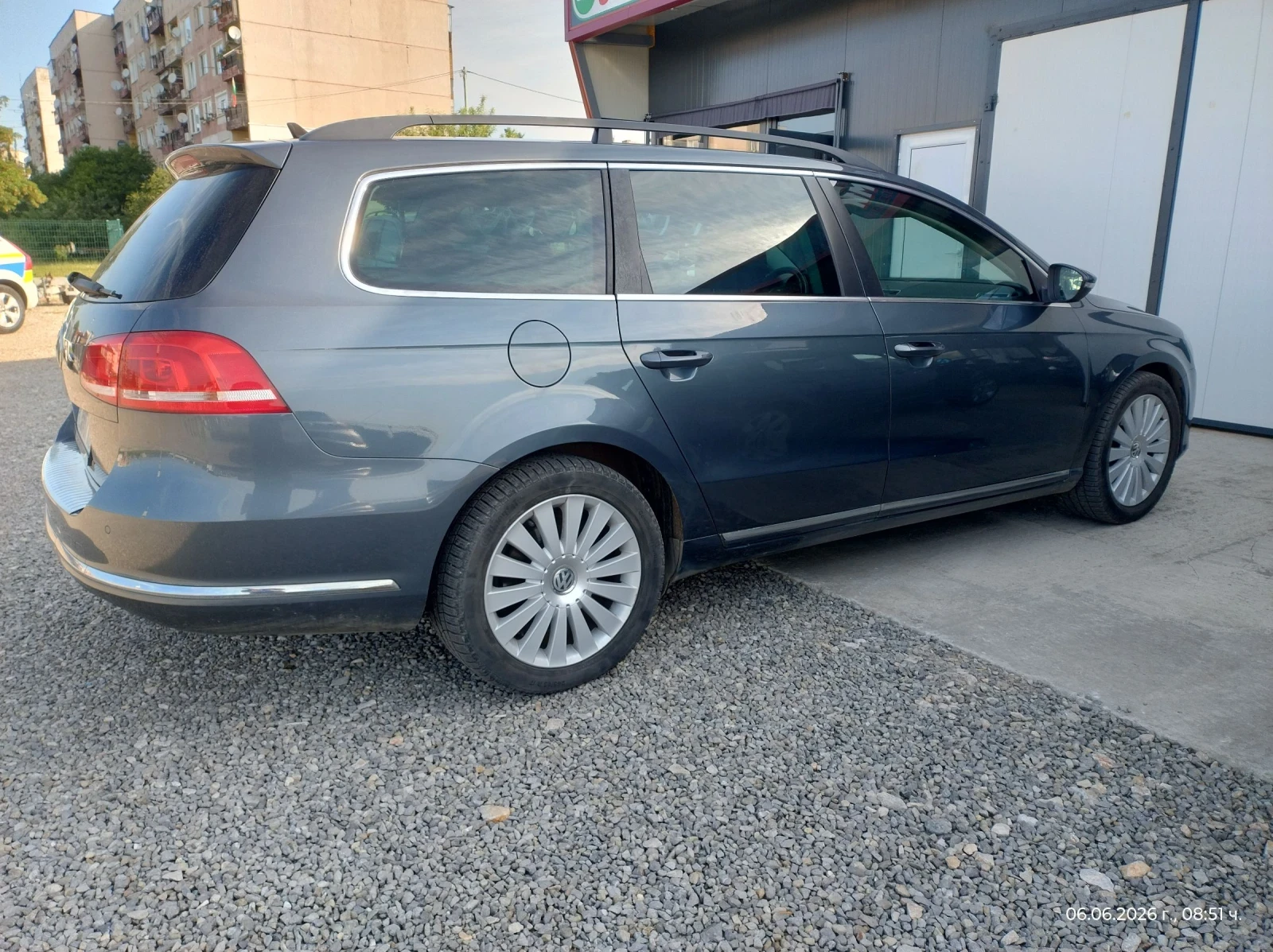 VW Passat 2.0TDi-140 ks, снимка 4 - Автомобили и джипове - 54799117