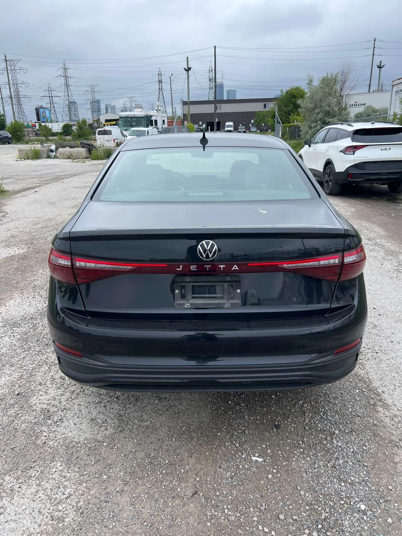 VW Jetta * Comfortline * CARFAX * БЕЗ ПЪРВОНАЧАЛНА ВНОСКА, снимка 4 - Автомобили и джипове - 55054259