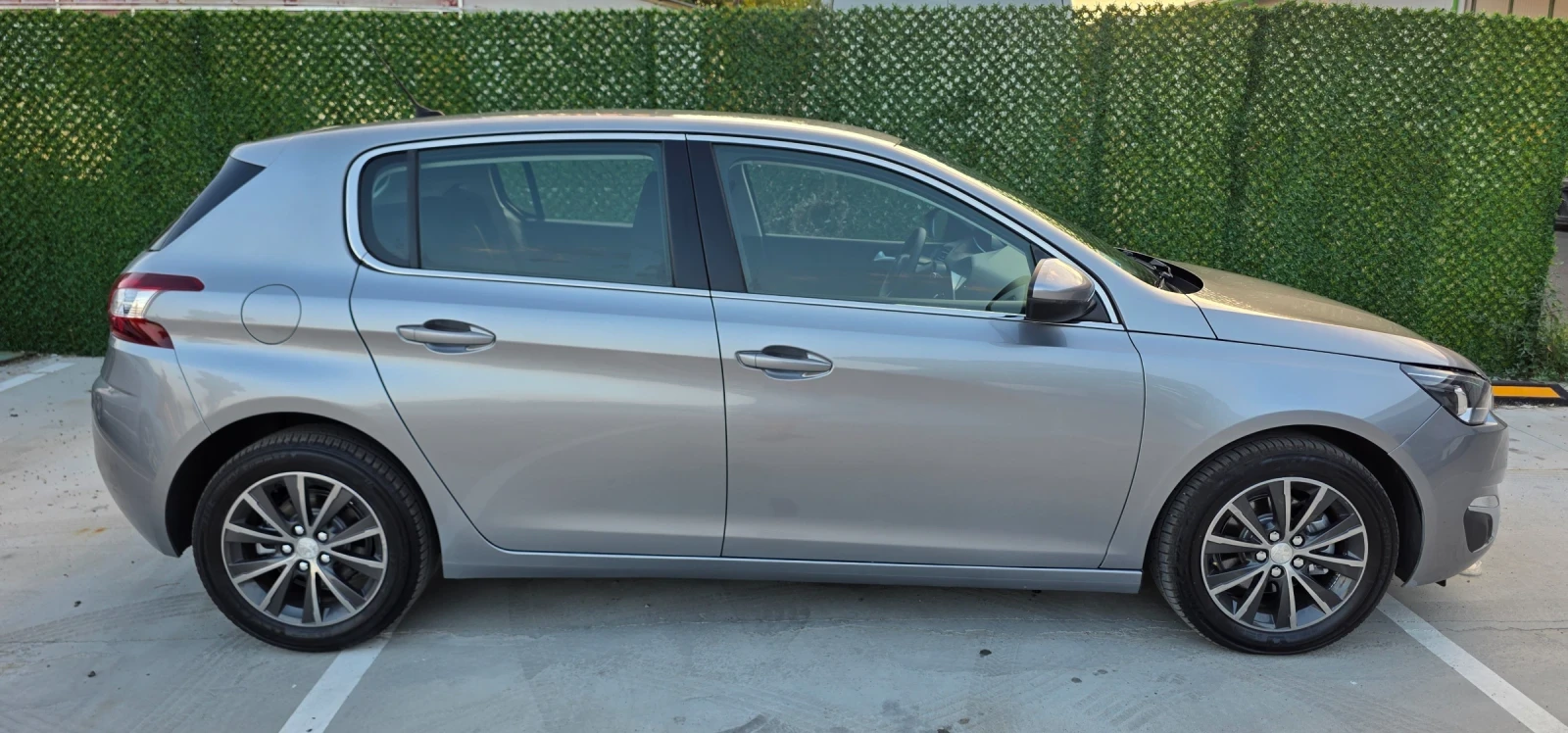 Peugeot 308 1.6 hdi, снимка 5 - Автомобили и джипове - 55619423