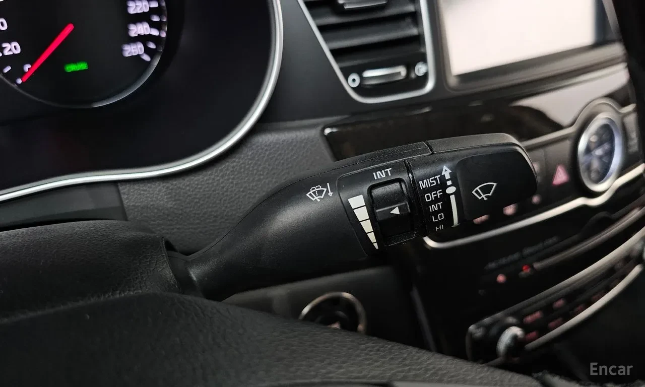 Kia K7 PRESTIGE* HEAD-UP* 360* OБДУХВАНЕ* ПОДГРЕВ* PANO, снимка 8 - Автомобили и джипове - 55728201
