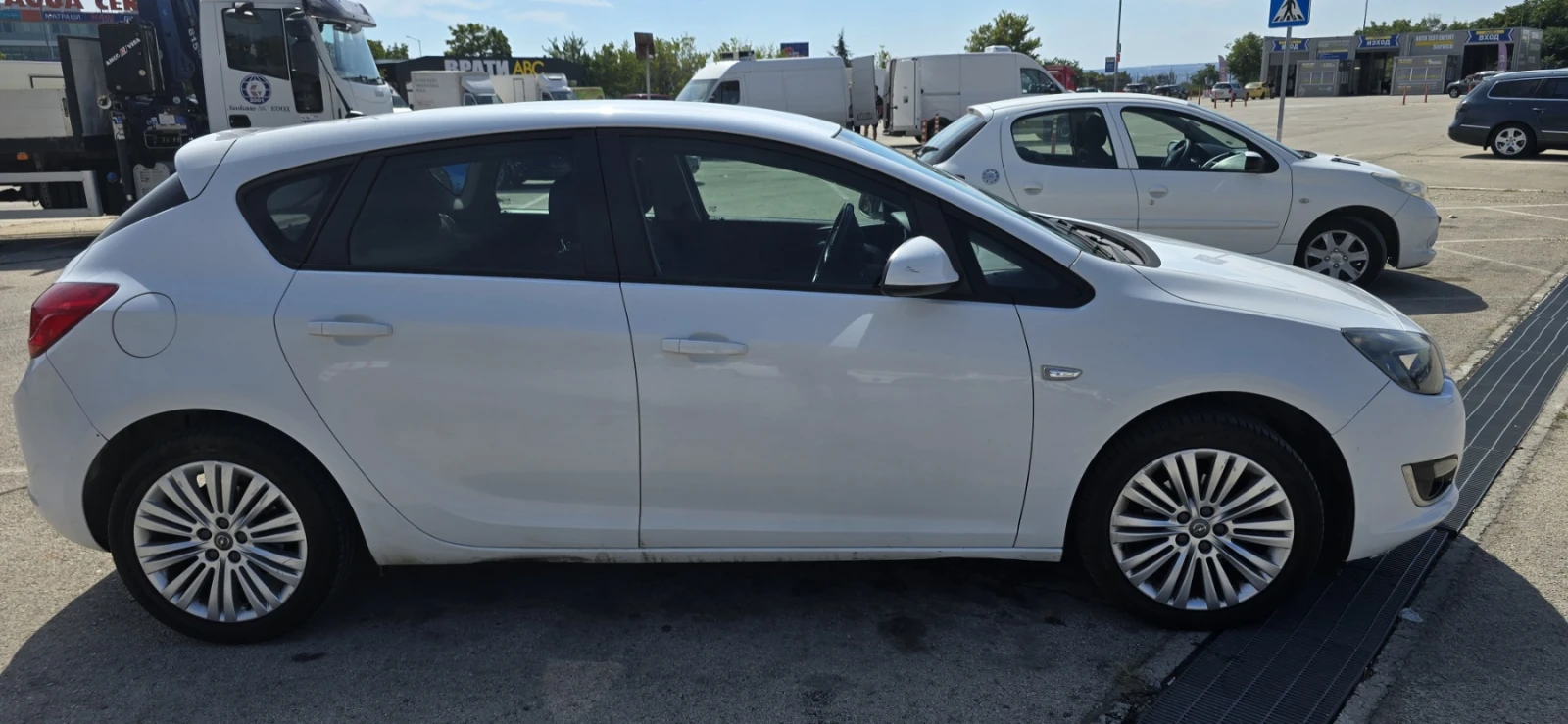 Opel Astra, снимка 6 - Автомобили и джипове - 55954484