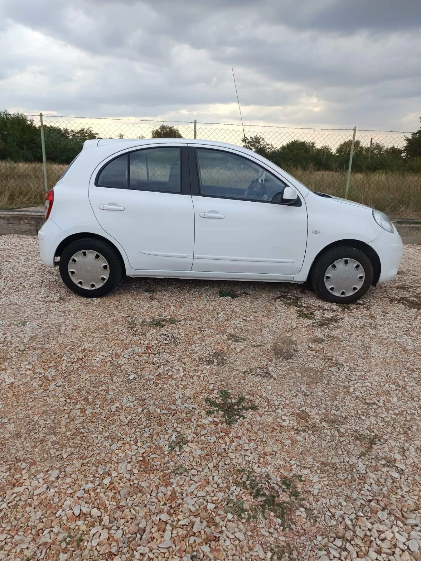 Nissan Micra, снимка 4 - Автомобили и джипове - 56012717