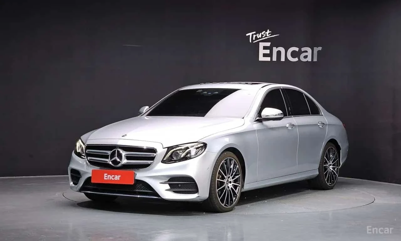 Mercedes-Benz E 300 4MATIC AMG Line/ПОДГРЕВ/ОБДУХ/360/ХЕДЪП/