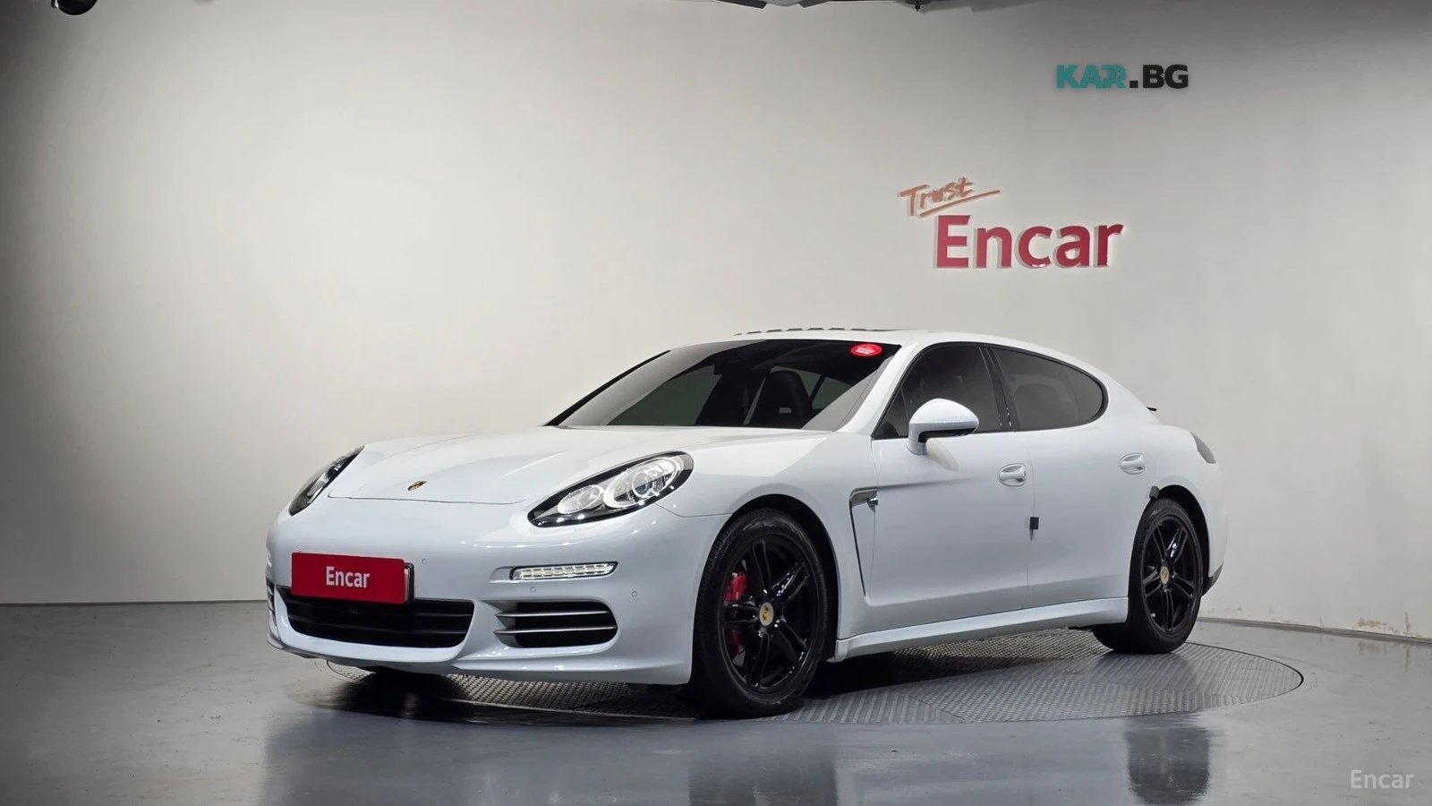 Porsche Panamera AWD* КОЖА* ОБДУХВАНЕ* ПОДРЕВ* НАВИ* КАМЕРА* ПАНО* 