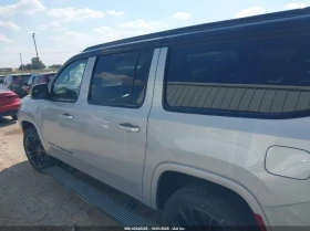 Обява за продажба на Jeep Grand Wagoneer 3.0L I-6 DI, DOHC, VVT, TURBO, 510HP 4X4 Drive ~ 105 500 лв. - изображение 5