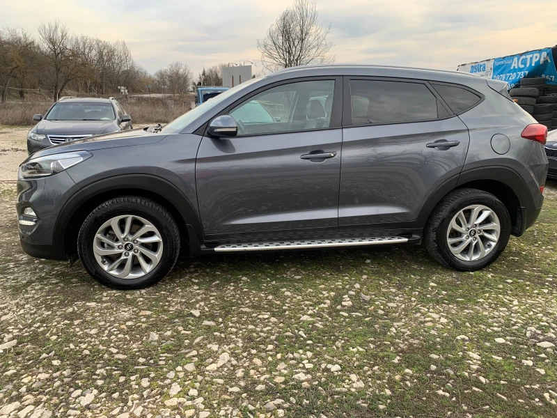 Hyundai Tucson 2.0 D4x4Швейц, снимка 2 - Автомобили и джипове - 49447398