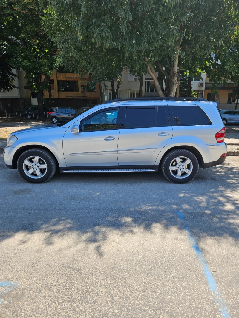 Mercedes-Benz GL 320, снимка 3 - Автомобили и джипове - 51772188