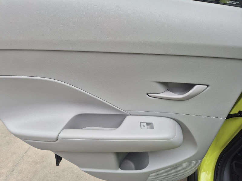 Hyundai Kona, снимка 12 - Автомобили и джипове - 52297900