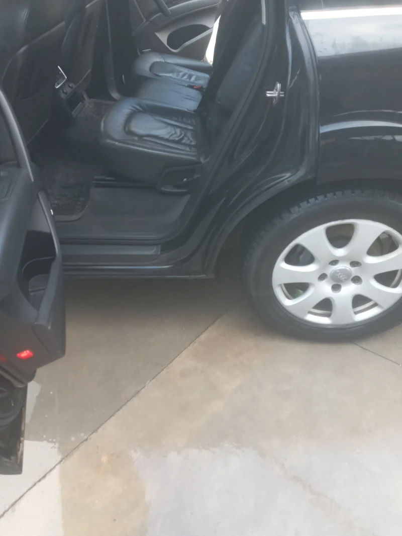 Audi Q7, снимка 6 - Автомобили и джипове - 52697960