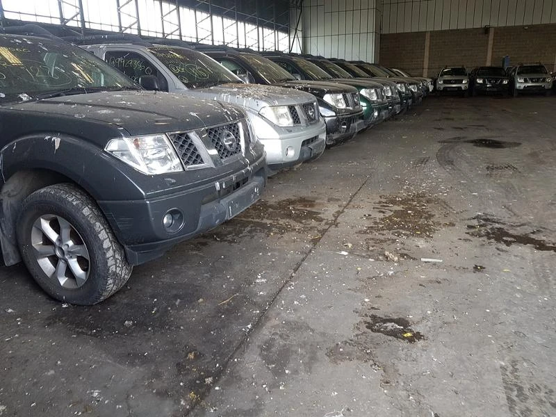 Nissan Navara 2.5dci части - изображение 2