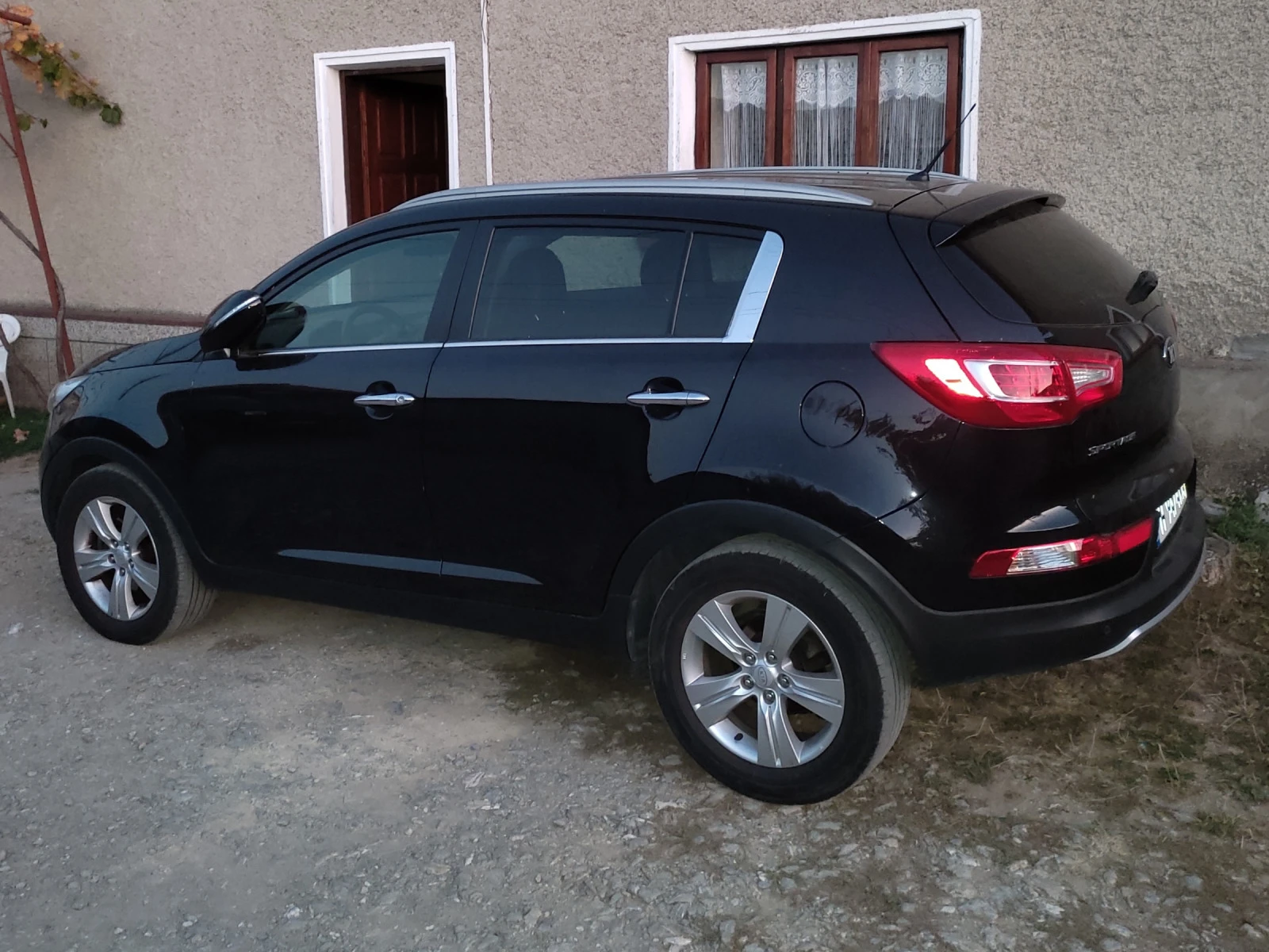 Kia Sportage 1, 6i 136ps - изображение 5