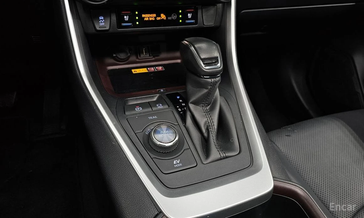 Toyota Rav4  - изображение 9