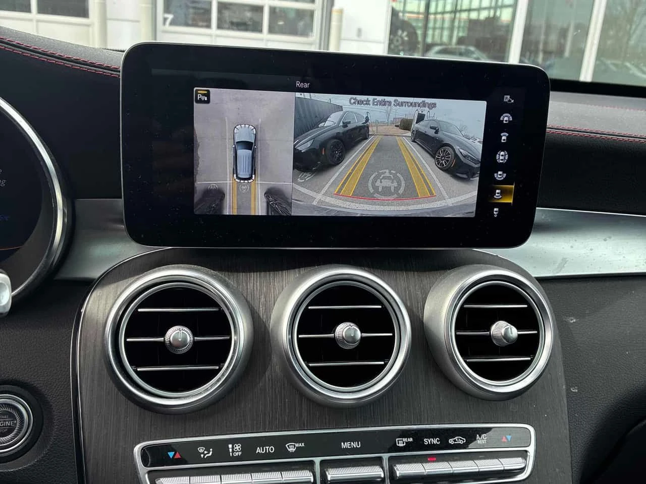 Mercedes-Benz GLC 43 AMG  * CARFAX * ПРЕДСТАВИТЕЛСТВО * ПОДГРЕВ * КАМЕРА, снимка 11 - Автомобили и джипове - 54077952