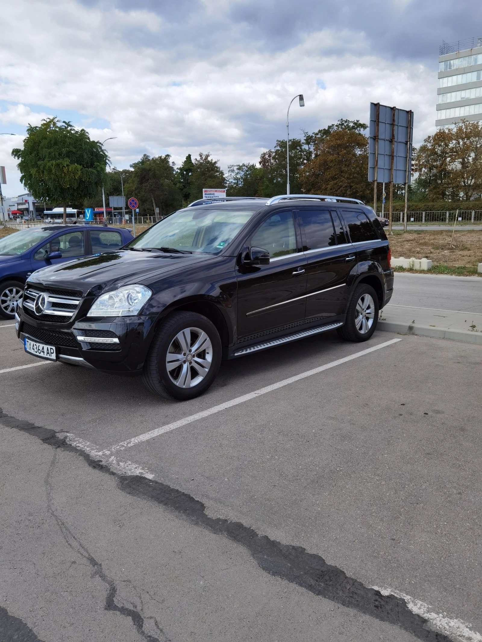 Mercedes-Benz GL 450 Cdi Exclusive, снимка 2 - Автомобили и джипове - 54087716