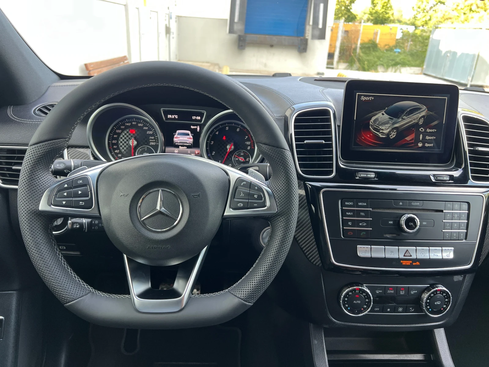 Mercedes-Benz GLE 43 AMG Coupe 3xTop.!!, снимка 16 - Автомобили и джипове - 55657565
