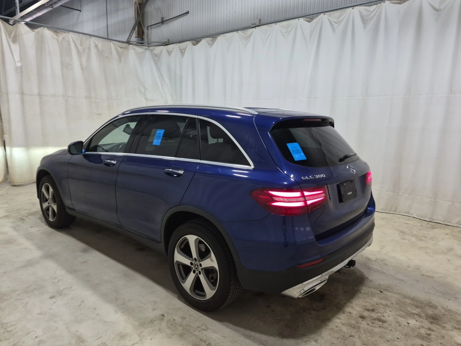 Mercedes-Benz GLC 300, снимка 4 - Автомобили и джипове - 55720576