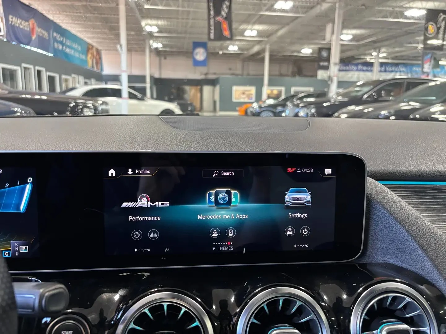Mercedes-Benz GLA 35 AMG ЦЕНА ДО БЪЛГАРИЯ АВТОКРЕДИТ, снимка 12 - Автомобили и джипове - 55728904