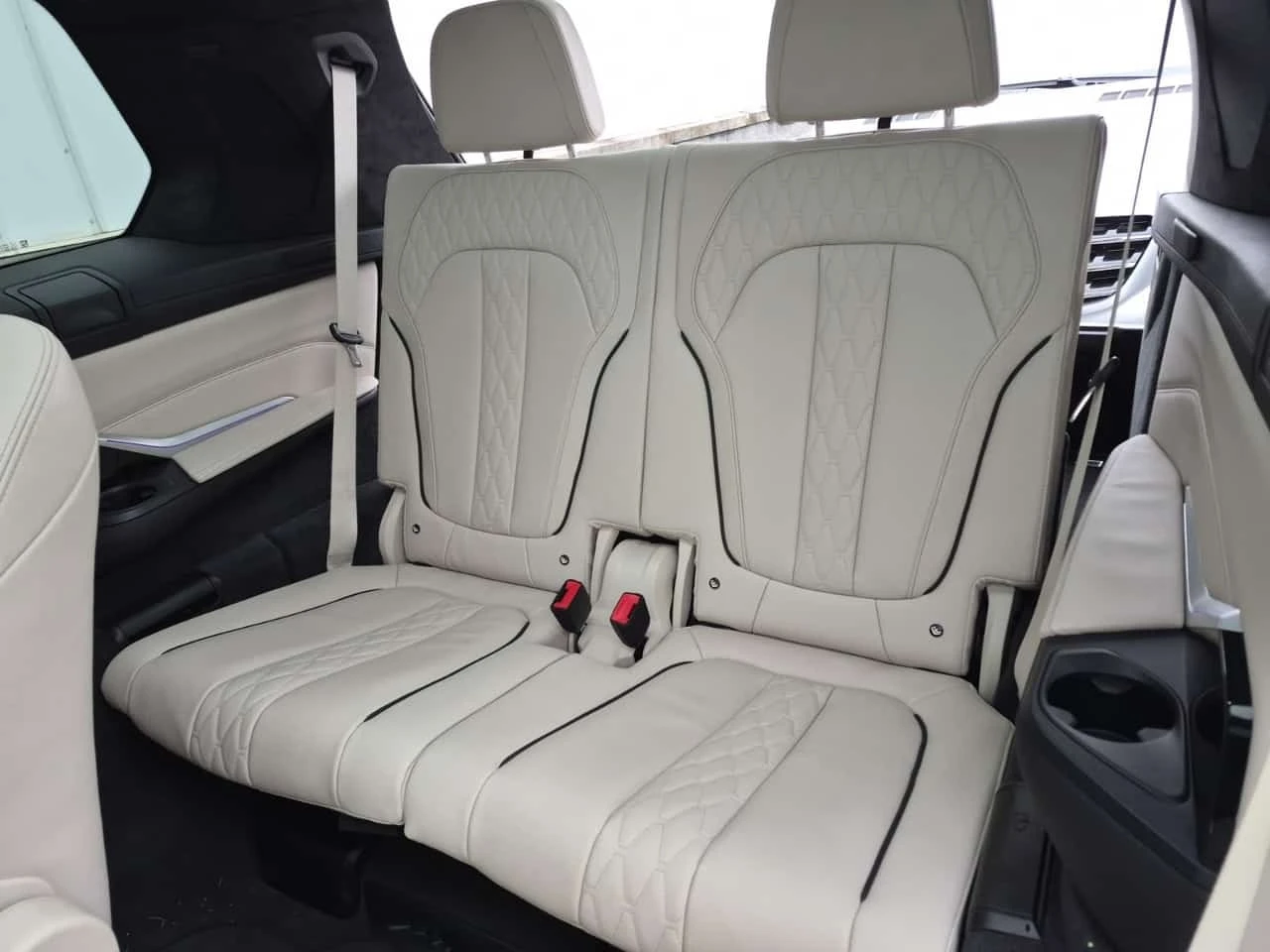 BMW X7 * XDRIVE50I * CARFAX * ����������� | Mobile.bg � ����������� 15