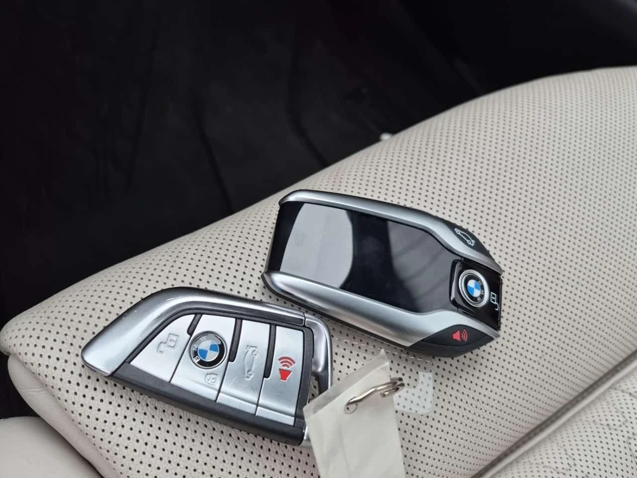 BMW X7 * XDRIVE50I * CARFAX * ����������� | Mobile.bg � ����������� 8
