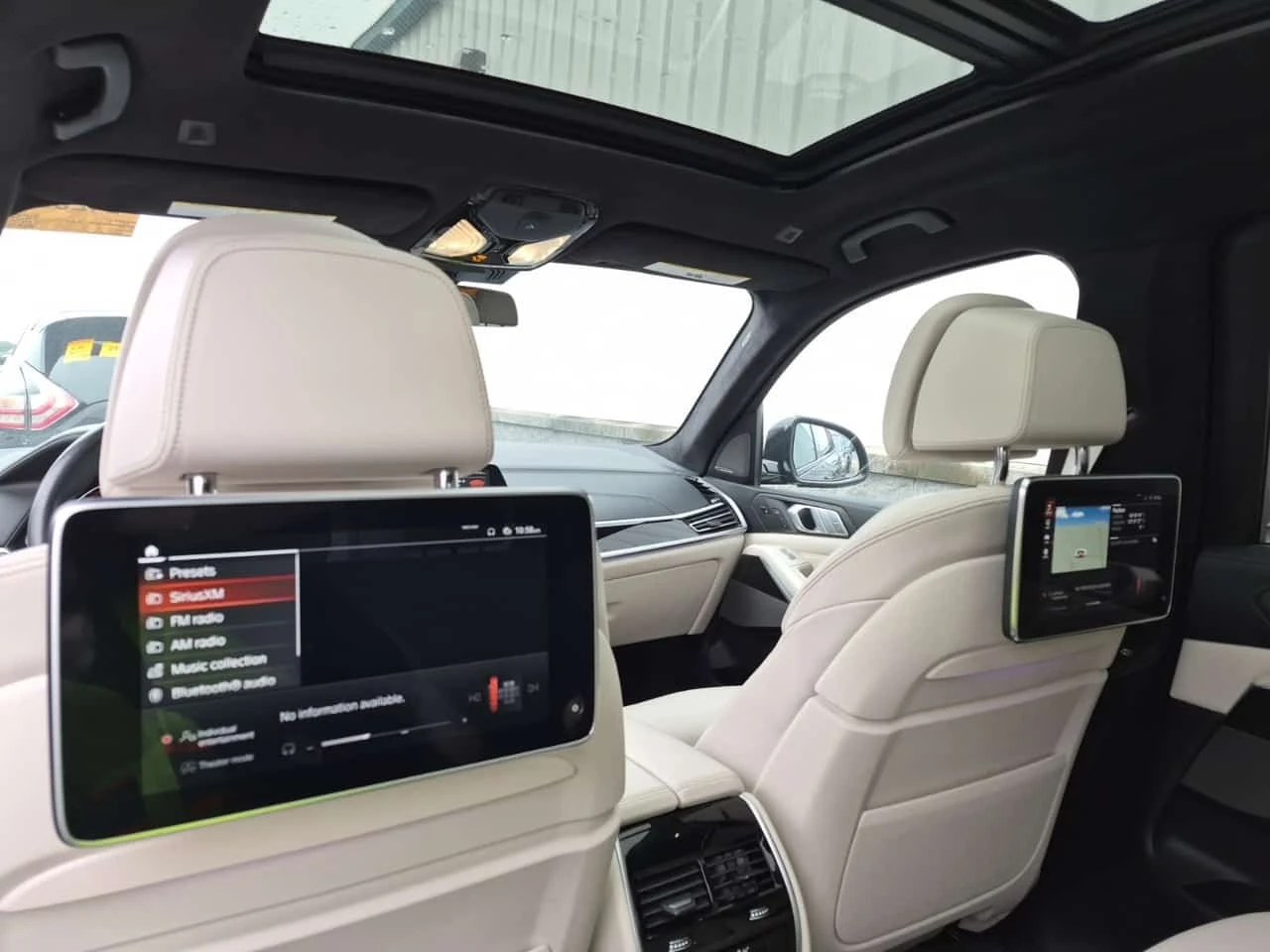 BMW X7 * XDRIVE50I * CARFAX * ����������� | Mobile.bg � ����������� 14