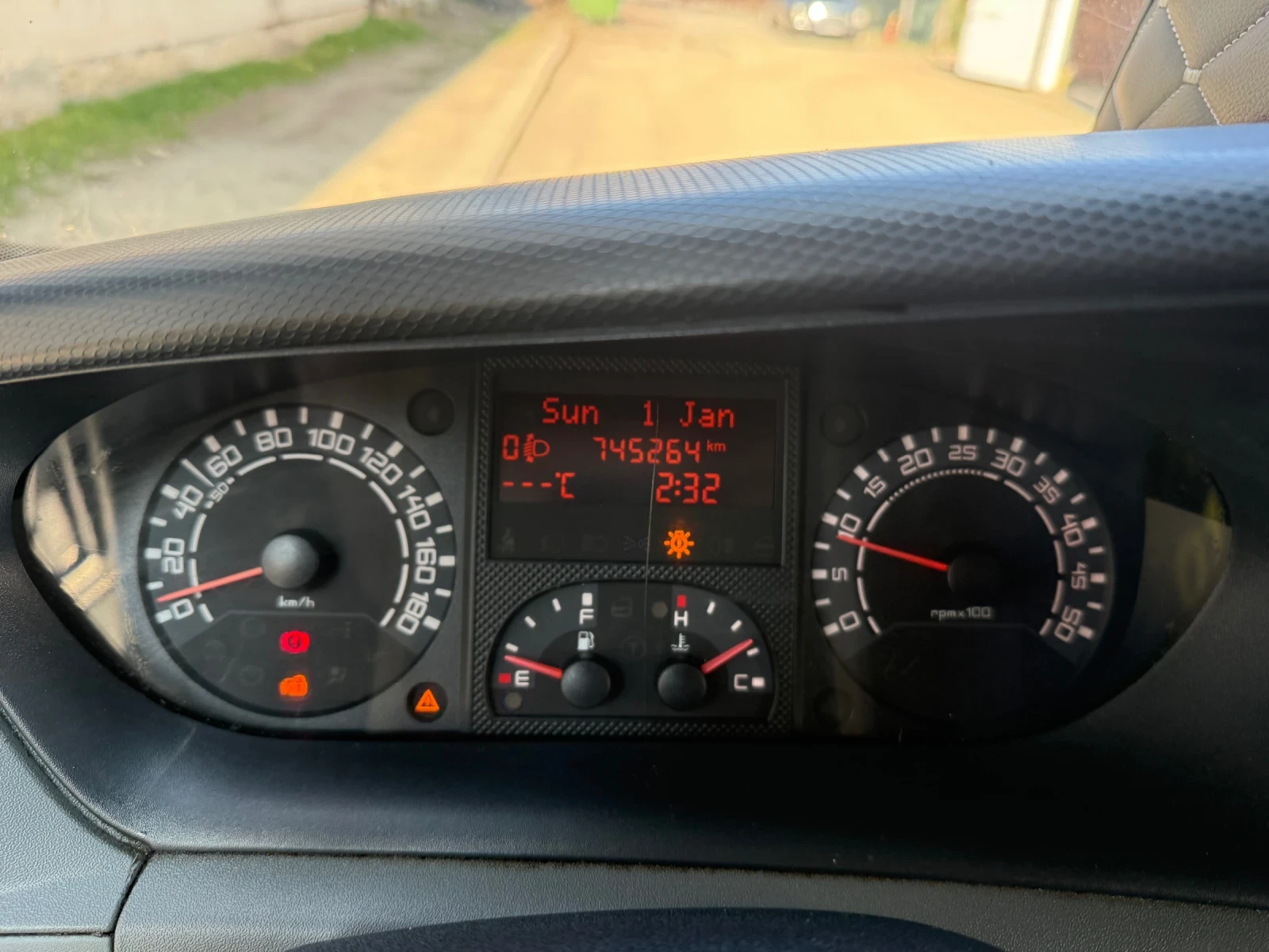 Iveco Daily, снимка 5 - Бусове и автобуси - 53760298