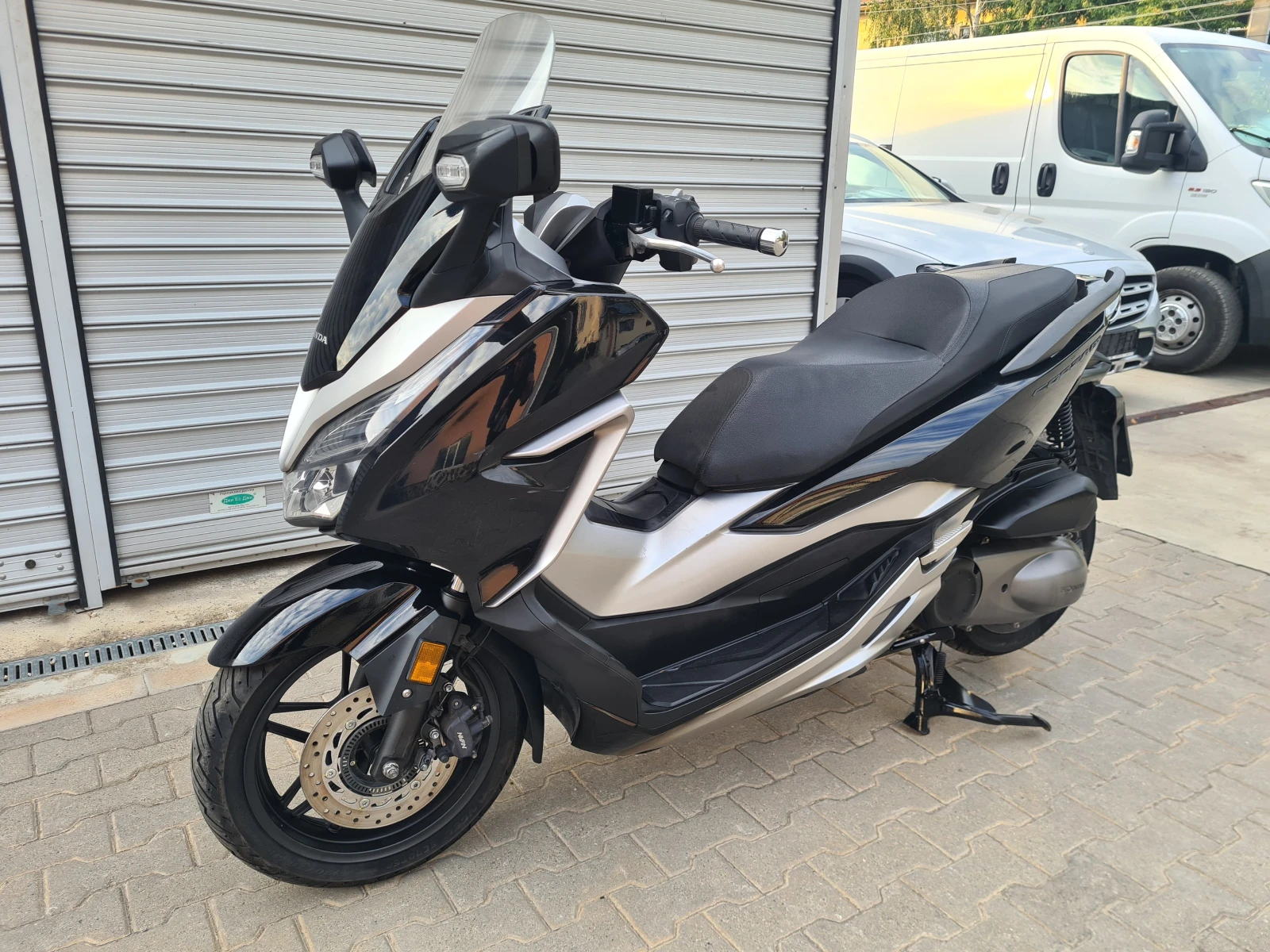 Honda Forza 300i ABS/TCS - изображение 4