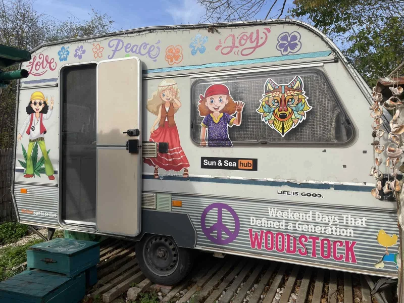 Каравана Beyerland, снимка 4 - Каравани и кемпери - 53185895