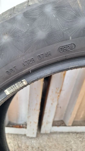 Гуми Летни 285/45R21, снимка 2 - Гуми и джанти - 48692632