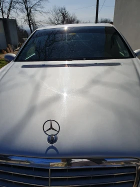 Mercedes-Benz E 220, снимка 1